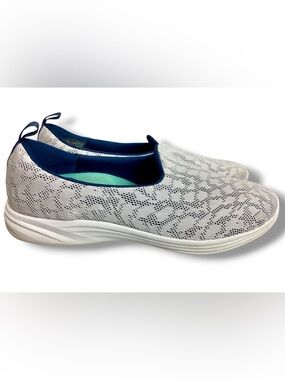 Vionic Women's Hydra Slip-On Mesh Shoes sneakers white navy blue comfort